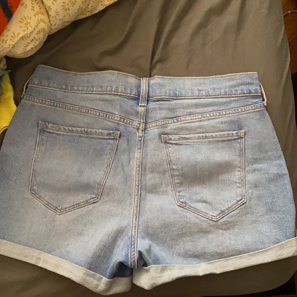 Old Navy boyfriend shorts - Picture 2 of 2